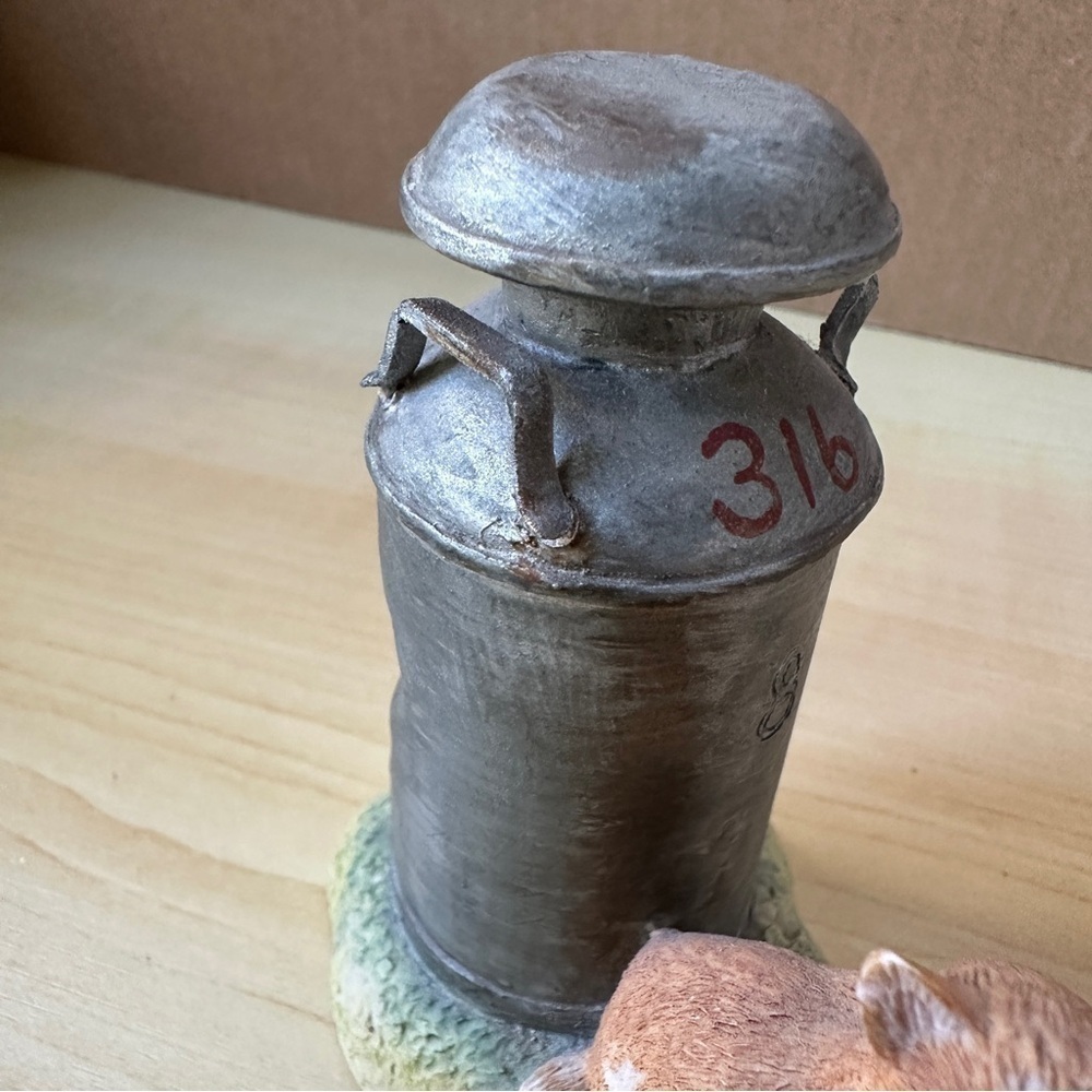 Cat with Milk Can Figurine Lowell Davis 1988 Schmid Scotland Farmhouse Vintage - Picture 4 of 12